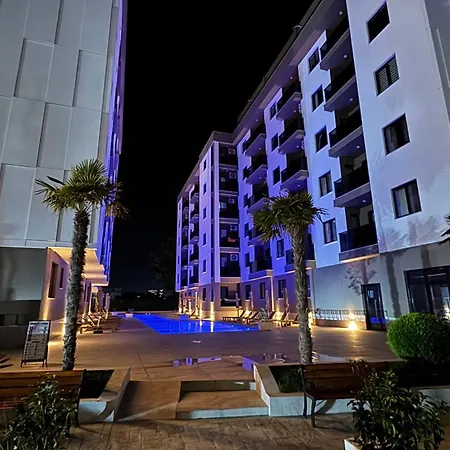 Aria's * Golem (Tirana)